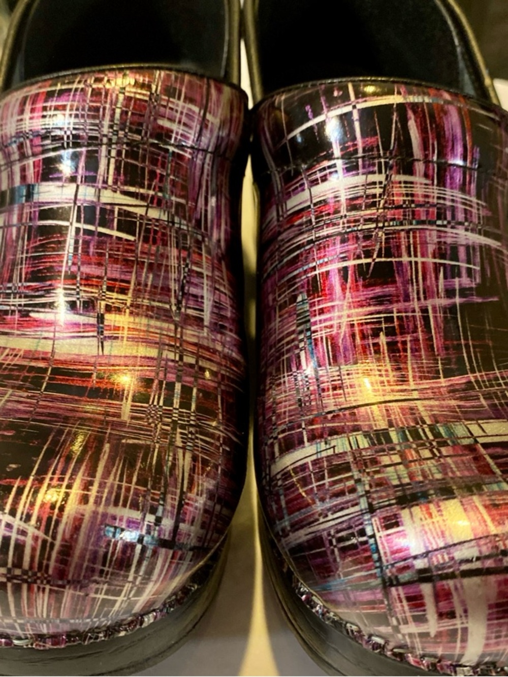 Dansko Patent-Style Clogs in Pink, Black & White Abstract Plaid Size 38 US 7.5 - Picture 7 of 8